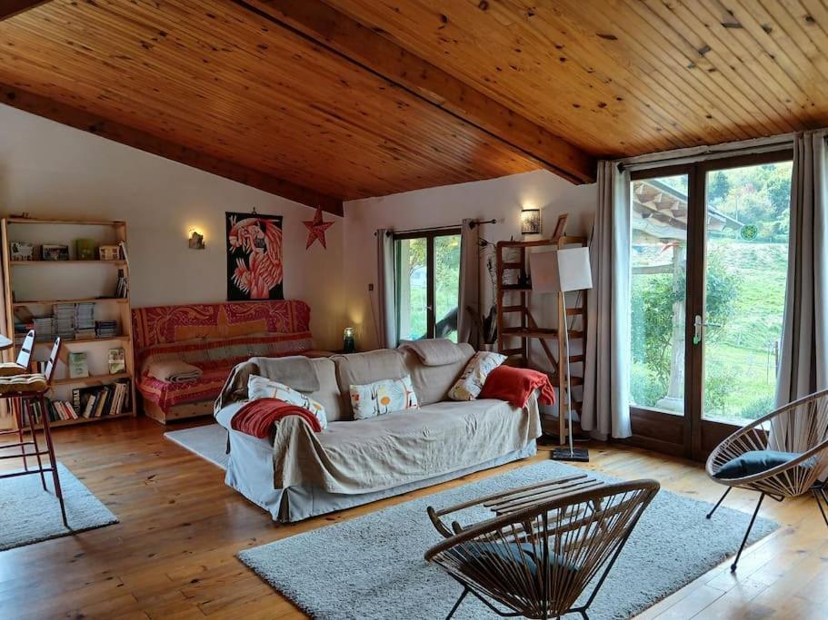 Bright Loft With Mountain And Nature View Sougraigne Exterior foto